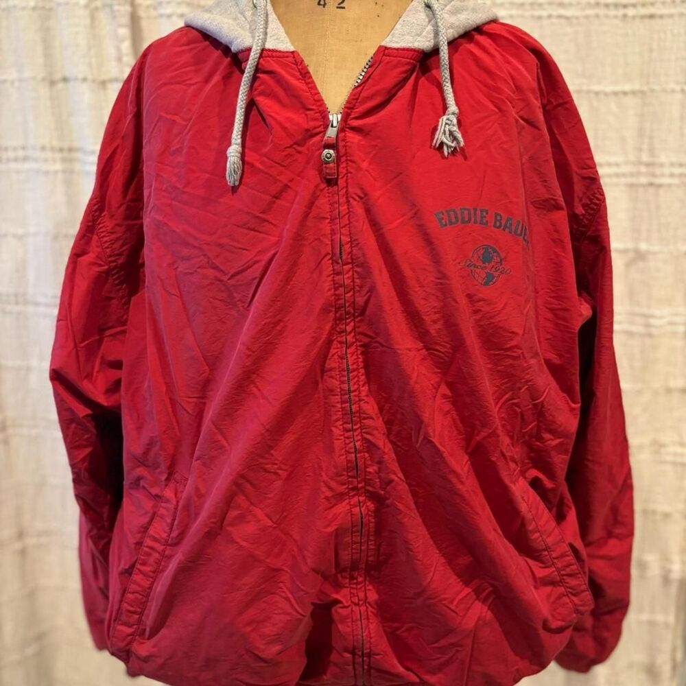 Vtg. 90s Eddie Bauer windbreaker jacket with cotton lining. Size M.